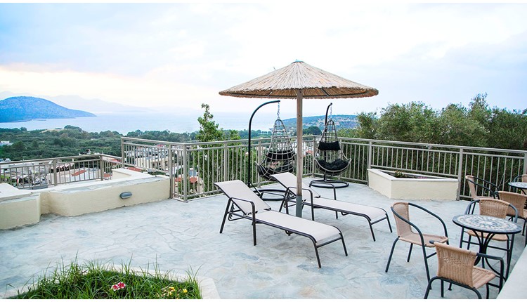 Elpida Village, Крит